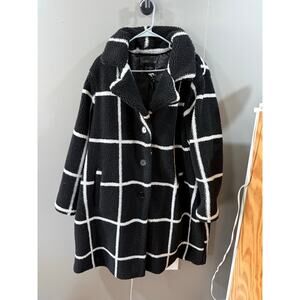 2X Jessica Simpson Windowpane Sherpa Teddy Coat Black & White